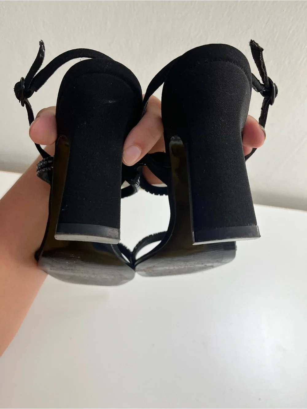 Vintage Y2K Stuart Weitzman Beaded Strappy Sandals Size 6